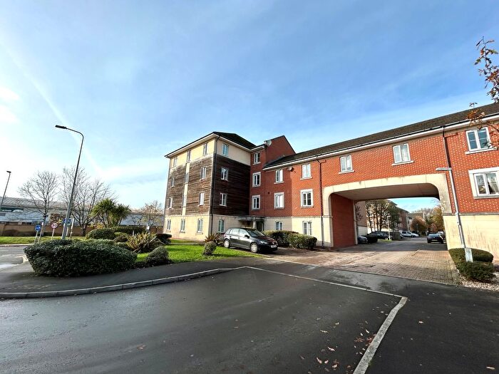 2 Bedroom Flat To Rent In Ffordd James Mcghan, Cardiff, CF11