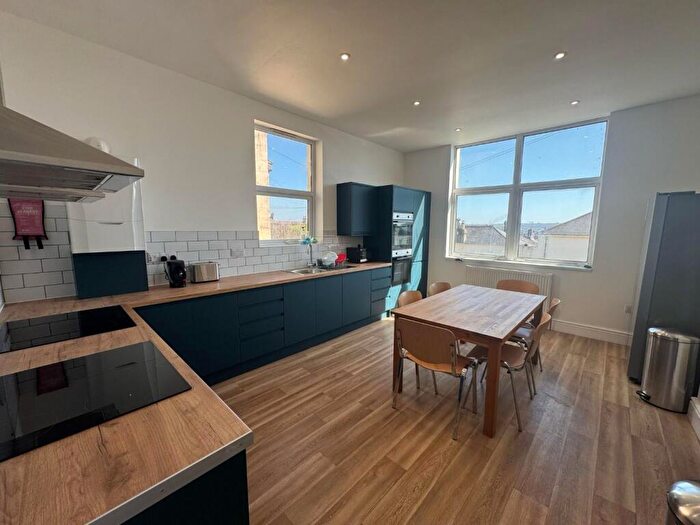 8 Bedroom House To Rent In Lipson Road, Plymouth, PL4