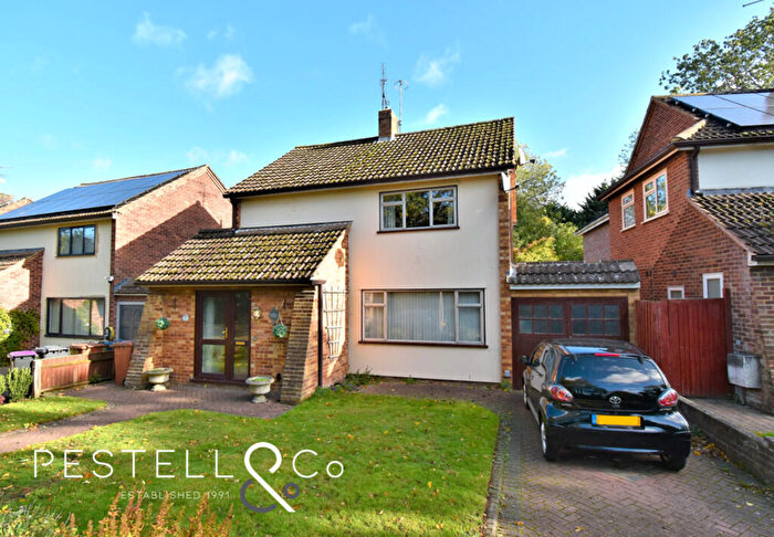 4 Bedroom Detached House For Sale In Stortford Hall Park, Bishop's Stortford, CM23