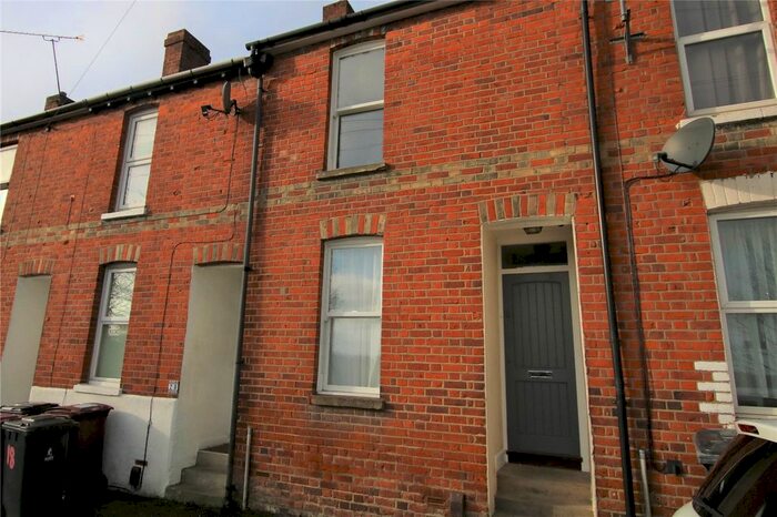 2 Bedroom Terraced House To Rent In Dover Street, Reading, Berkshire, RG1