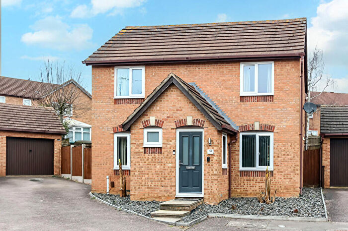 3 Bedroom Detached House To Rent In Hatfield Close, Wellingborough, NN8