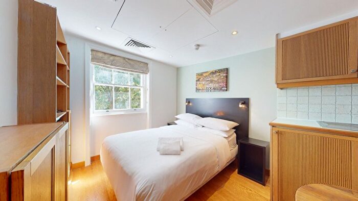 Studio To Rent In Cartwright Gardens, London, WC1H