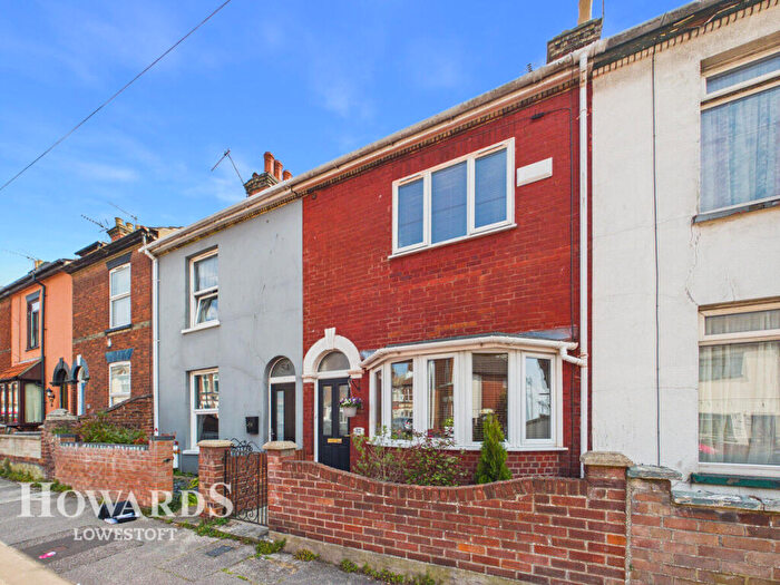 2 Bedroom Terraced House For Sale In Oxford Road, Lowestoft, NR32