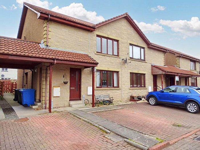 2 Bedroom Flat For Sale In Carpenters Wynd, Alloa, FK10