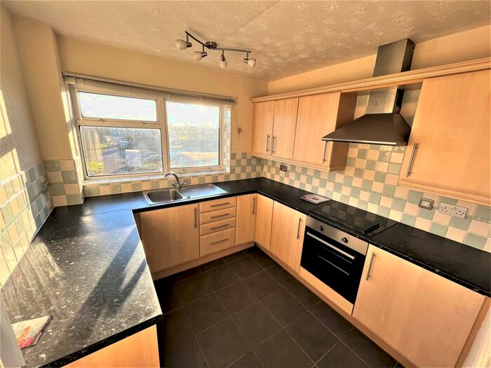 2 Bedroom Flat To Rent In Chargrove, Yate, Bristol, BS37