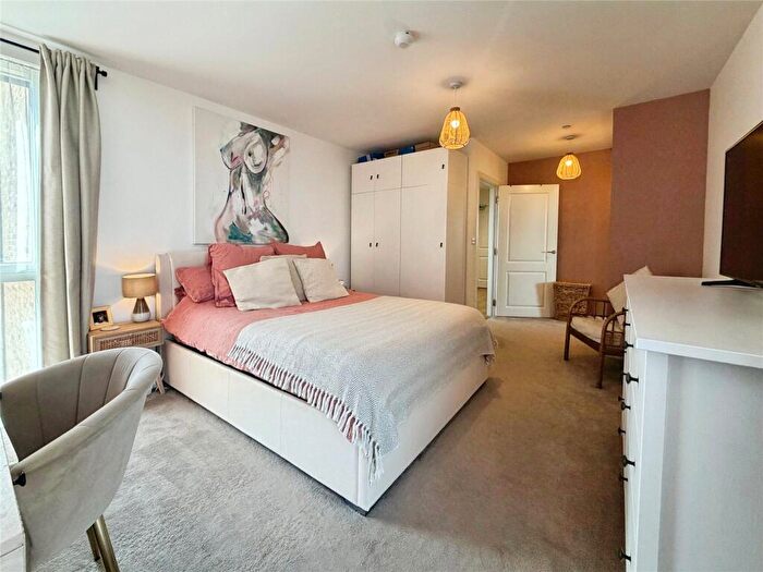 1 Bedroom Flat For Sale In Regal Walk, Bexleyheath, DA6