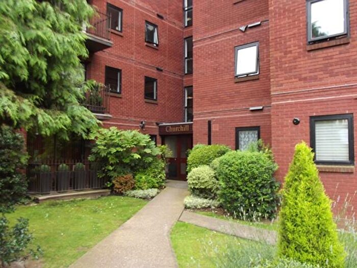 2 Bedroom Flat To Rent In Churchill Lodge, Woodford Green, IG8