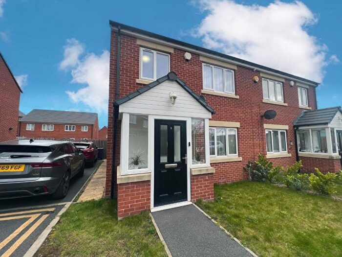3 Bedroom House To Rent In Brathay Road, Sheffield, S4