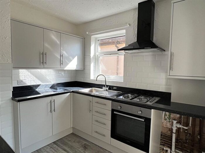 2 Bedroom Detached House To Rent In Regent Road, Rhyl, LL18