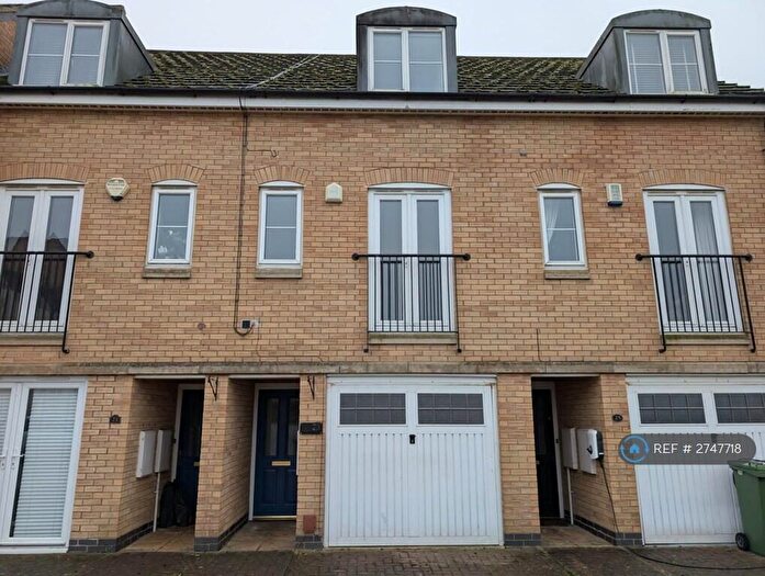 3 Bedroom Terraced House To Rent In Beaumont Way, Hampton Hargate, Peterborough, PE7