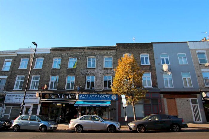 4 Bedroom Flat To Rent In Caledonian Road, London, N7