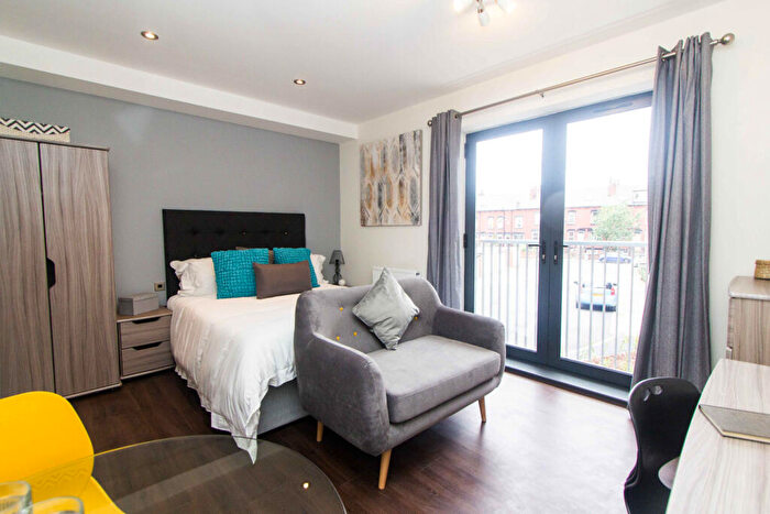 1 Bedroom Flat To Rent In Cardigan Lane, Leeds, LS4