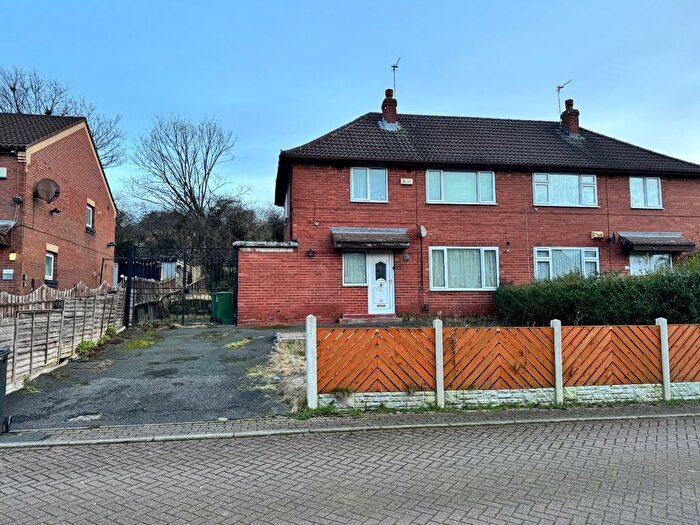 3 Bedroom Semi Detached House For Sale In Sugar Well Mount, Meanwood, Leeds, LS7