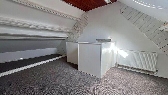 1 Bedroom Flat To Rent In Narborough Road, Leicester, LE3