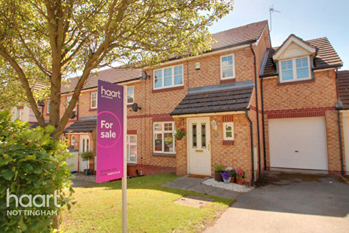 3 Bedroom End Of Terrace House For Sale In Sheridan Way, Sherwood, Nottingham, NG5