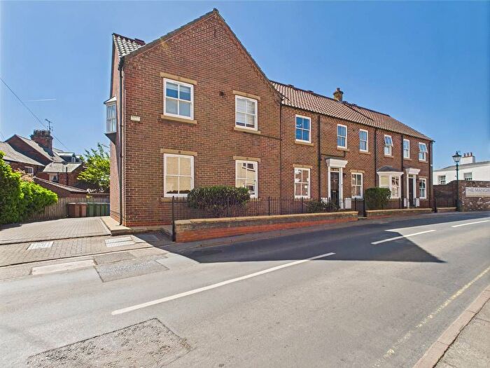 2 Bedroom Flat For Sale In George Odey Court, Beverley, HU17