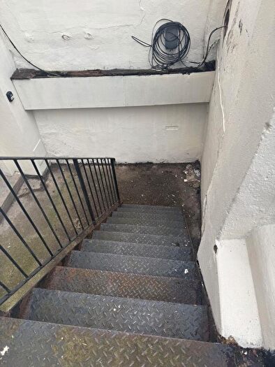 1 Bedroom Flat To Rent In Elgin Avenue, London, W9