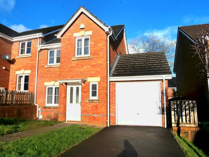 3 Bedroom Semi-Detached House To Rent In Gelli Ddaear Goch, Llanharry, Pontyclun, CF72