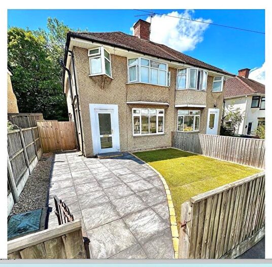 4 Bedroom Semi-Detached House To Rent In Headley Way, Headington, Hmo Ready Sharers, OX3