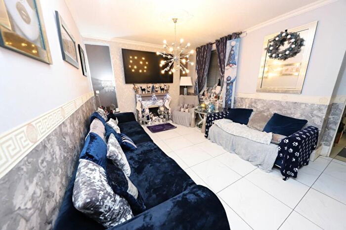 3 Bedroom Terraced House For Sale In Gadlys Road, Aberdare, CF44