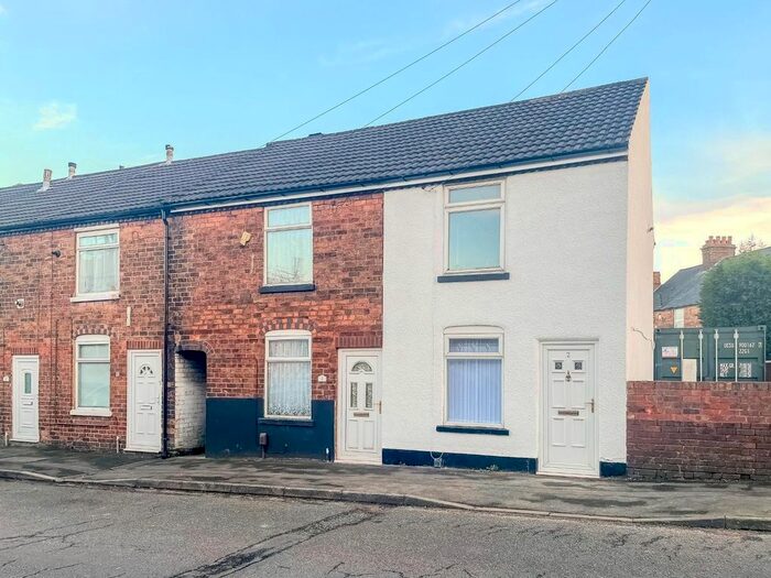 2 Bedroom End Of Terrace House To Rent In Turls Street, Sedgley, Dudley, DY3