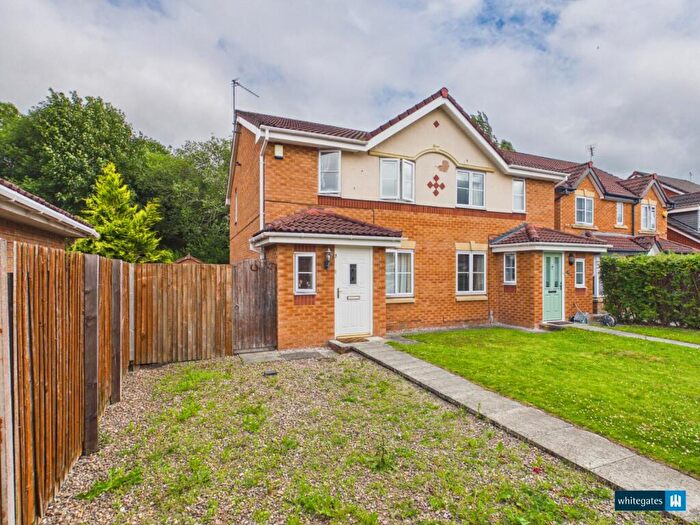 3 Bedroom Semi-Detached House For Sale In Newport Close, Abenbury Park, Wrexham, LL13