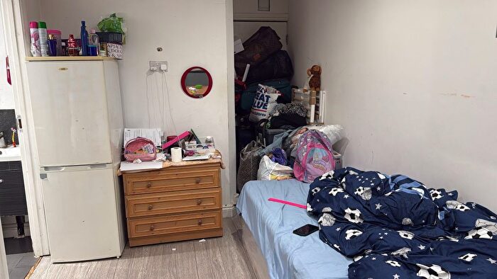 1 Bedroom Flat To Rent In High Road, Ilford, IG1