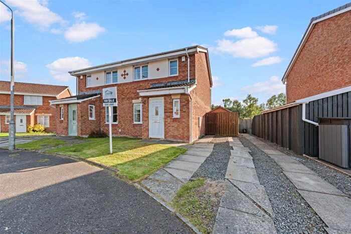 2 Bedroom Semi-detached House For Sale In Steel Place, Wishaw, ML2