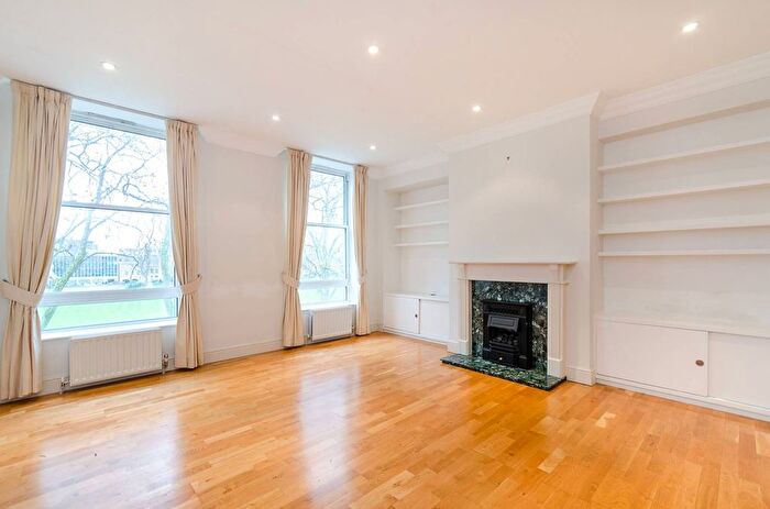 2 Bedroom Flat For Sale In Vincent Square, Westminster, London, SW1P
