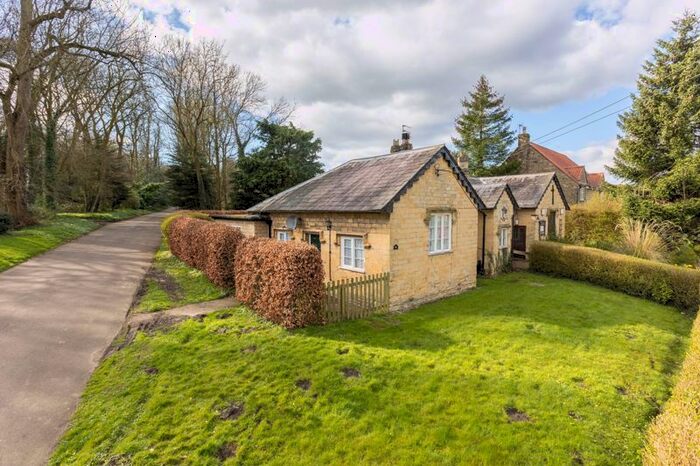 4 Bedroom Semi-Detached House For Sale In Main Street, Gilling East, York, YO62