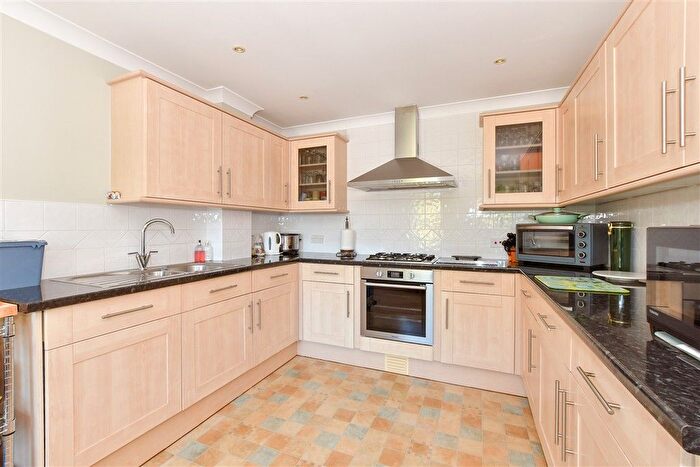 4 Bedroom Town House For Sale In Hornbeam Square, Ryde, Isle Of Wight, PO33