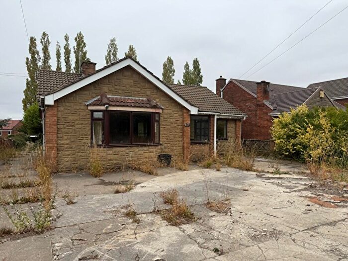 2 Bedroom Detached Bungalow For Sale In Williamthorpe Road, S42