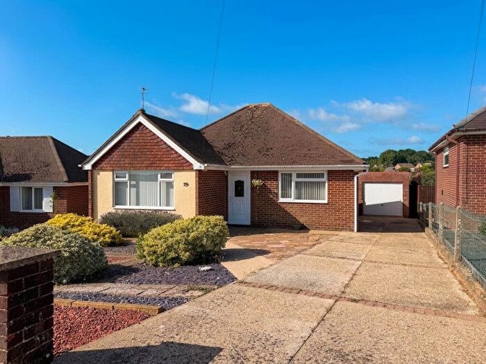 3 Bedroom Detached Bungalow For Sale In Solent Drive, Hythe, SO45