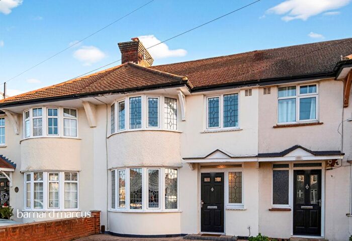 3 Bedroom Terraced House For Sale In Walton Avenue, Cheam, Sutton, SM3