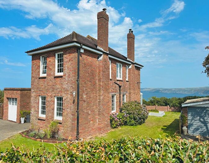 4 Bedroom Detached House For Sale In Hilltop Way, Parcllyn, Cardigan, SA43