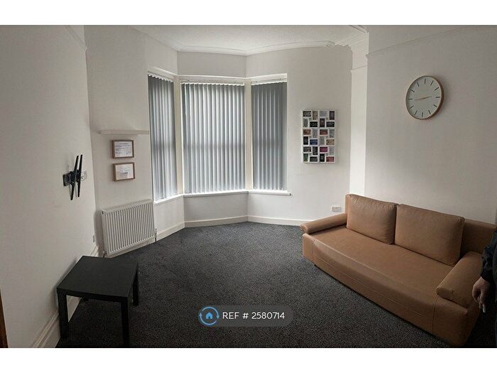 1 Bedroom Flat To Rent In Windsor Avenue, Blackpool, FY4