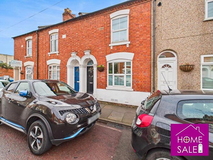 3 Bedroom Terraced House For Sale In Cowper Street, Northampton, NN1