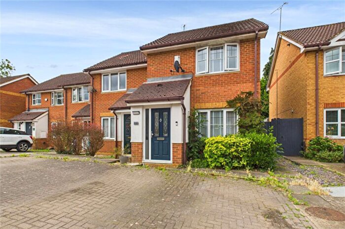 2 Bedroom End Of Terrace House For Sale In Woodfield Way, Theale, Reading, Berkshire, RG7