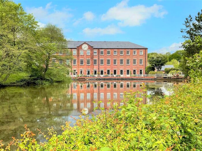 4 Bedroom Town House For Sale In Wards Lane, Congleton, CW12