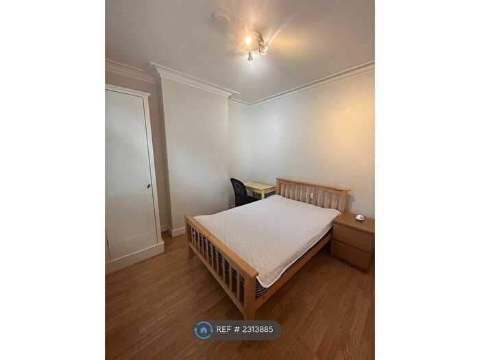 3 Bedroom Terraced House To Rent In Garnier Street, Portsmouth, PO1