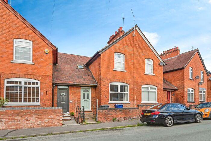 2 Bedroom Semi-Detached House For Sale In New Street, Uttoxeter, ST14