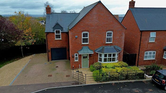5 Bedroom Detached House For Sale In Rectory Close, Maisemore, Gloucester, GL2