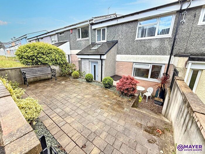 3 Bedroom Terraced House For Sale In Ruskin Crescent, Plymouth, PL5