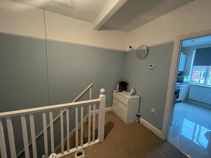 1 Bedroom Terraced House To Rent In Eastcote Lane, Harrow, Greater London, HA2