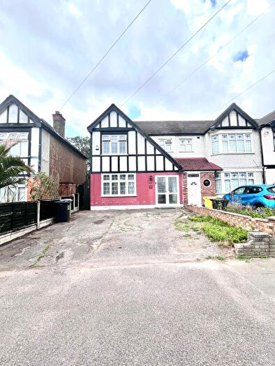 3 Bedroom Semi-Detached House To Rent In Otley Drive, Ilford, IG2