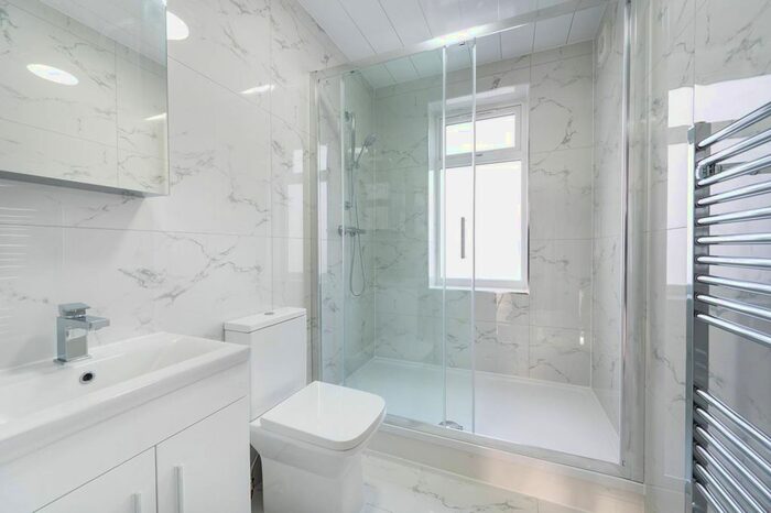 Studio To Rent In Headstone Gardens, Harrow, HA2