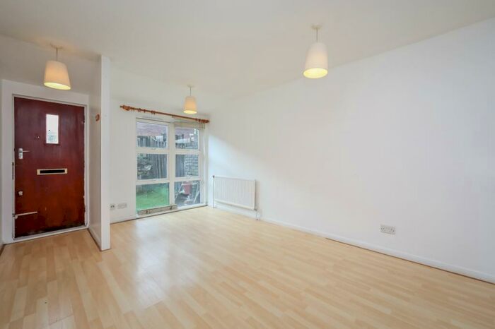 1 Bedroom Flat To Rent In Sussex Way, Archway, N19