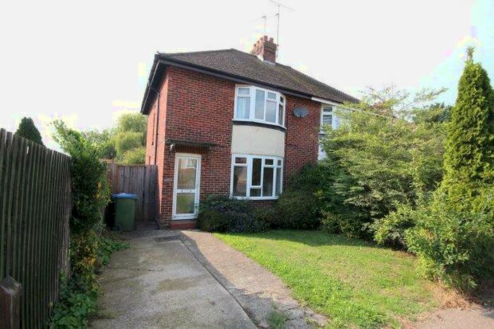 3 Bedroom House To Rent In Orchard Road, Horsham, RH13