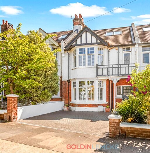 5 Bedroom House For Sale In Wilbury Crescent, Hove, BN3
