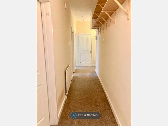 3 Bedroom Flat To Rent In Amisfield Street, Glasgow, G20